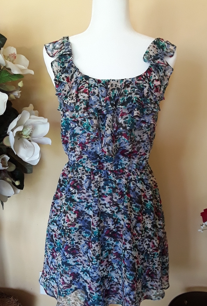 BCBGeneration| Cocktail Floral Sleeveless Ruffle Dress Size XS.